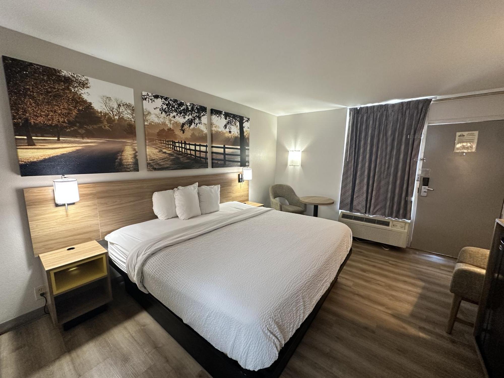 Days Inn By Wyndham Adel I-75 Buitenkant foto