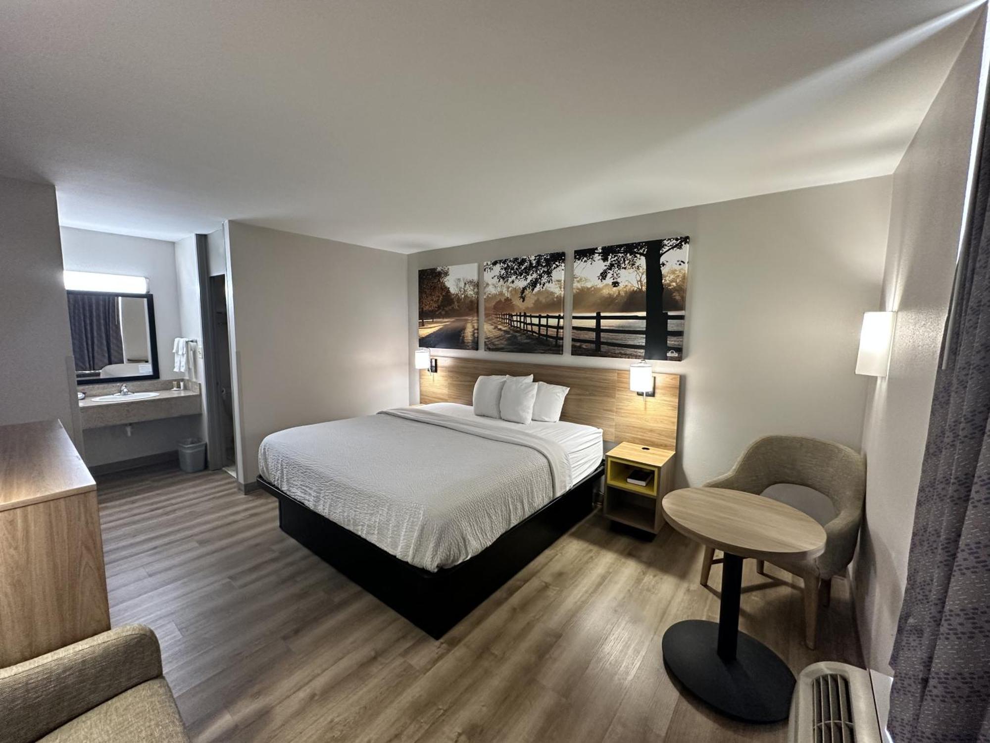 Days Inn By Wyndham Adel I-75 Buitenkant foto